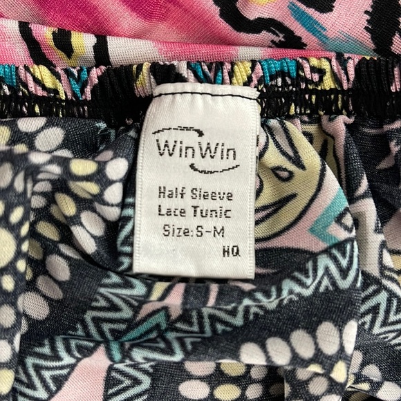 Women’s half sleeve lace tunic in bright and cheerful colors - Picture 6 of 7